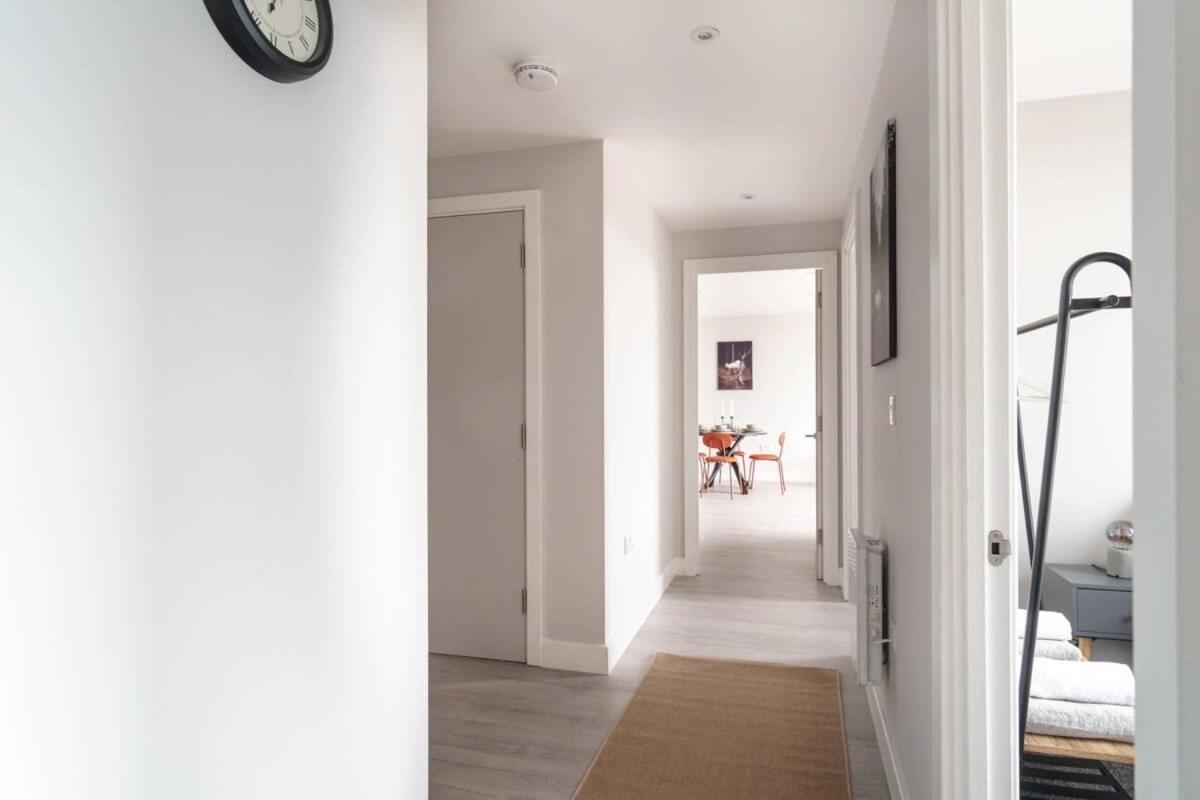 Fantastic 3 Bedroom Manchester Apartment Esterno foto